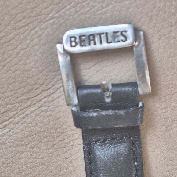 The Beatles Watch in wooden guitar case Apple Stainless Japan 9" Collectible - Picture 7 of 16